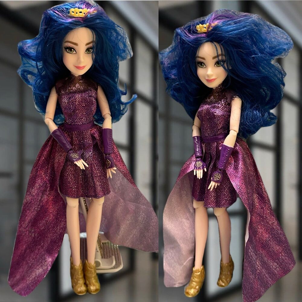 Disney Descendants Mal Fashion Doll Purple Sparkly Dress Gold Shoes